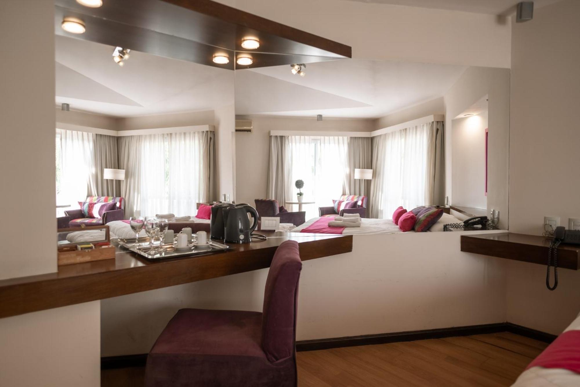 Resort y Spa Santa Cecilia Uno Вила Карлос Пас Екстериор снимка